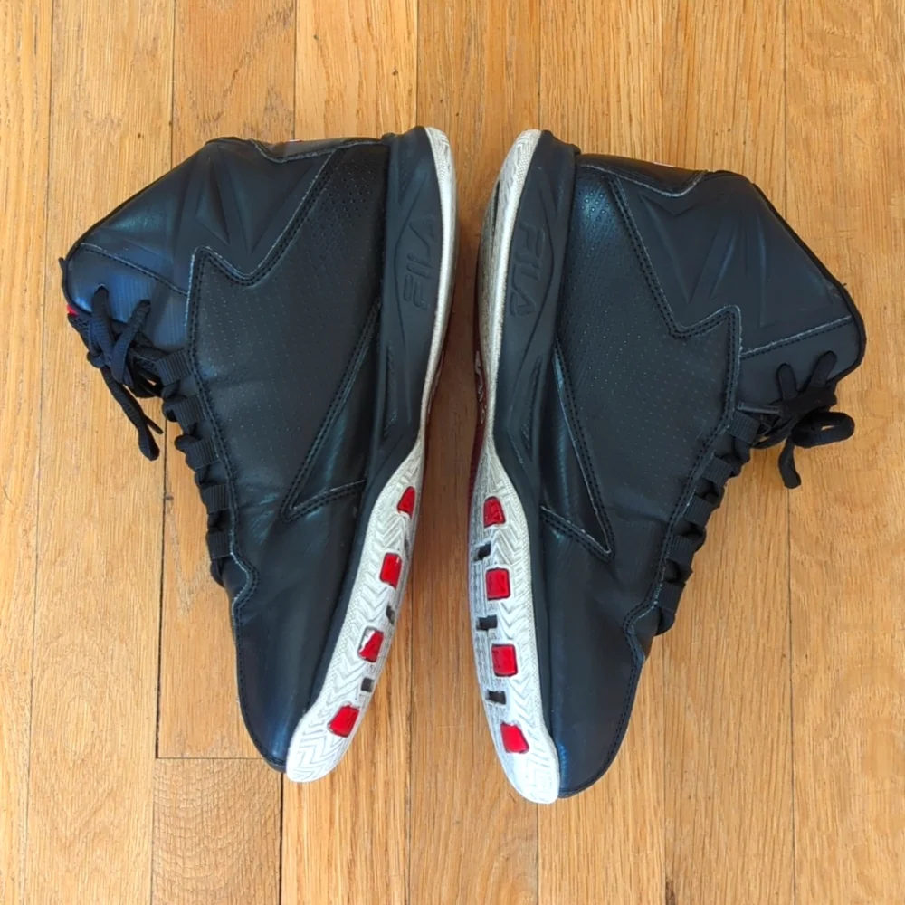 Fila Men's Black & Red High Top Basketball Shoes Size 8
